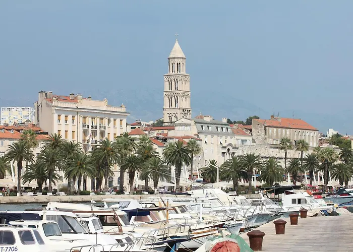 Cozy Nika 스플리트